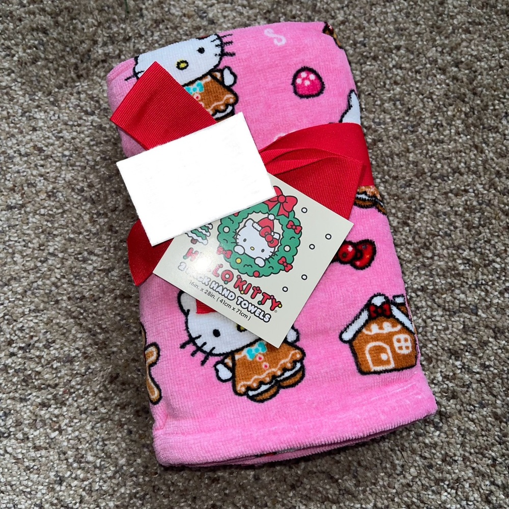 Hello Kitty Gingerbread Hand Towel Set